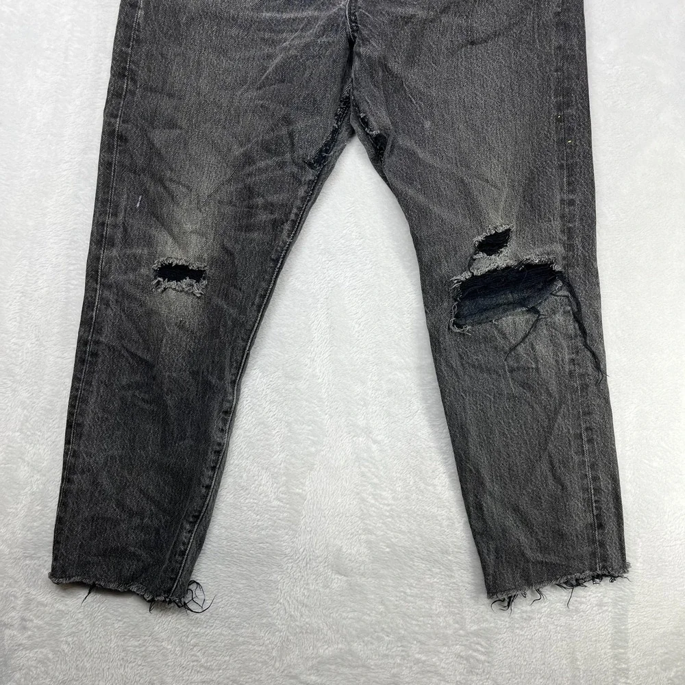 Levi's Straight Jeans Gray Denim Distressed Frayed Hem Button Fly‎ Classic 32X26